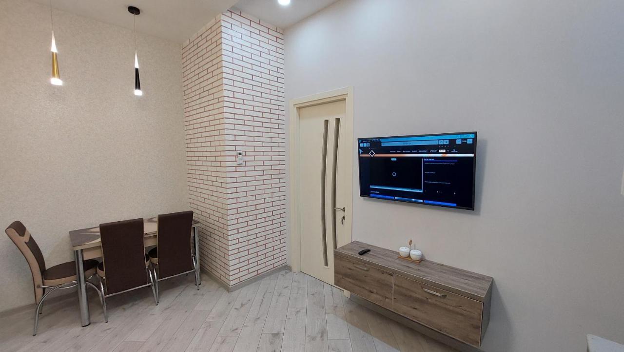 Elit Apartments Batoemi Buitenkant foto