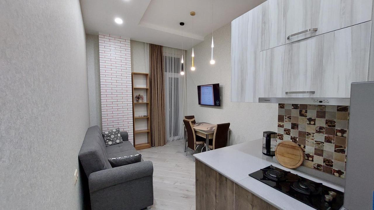 Elit Apartments Batoemi Buitenkant foto